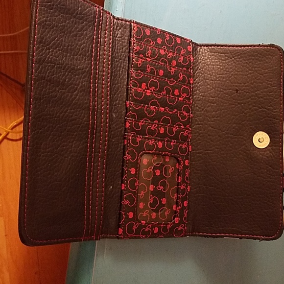 Wallet - Picture 2 of 3